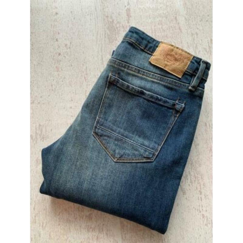 Worn look skinny jeans van Esprit EDC maat 28/32