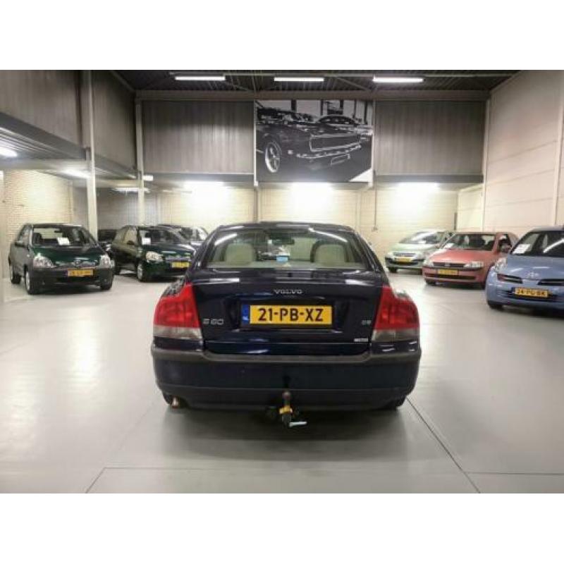 Volvo S60 2.4 D5 Geartronic |APK|AUTOMAAT|LEER|GOEDESTAAT!