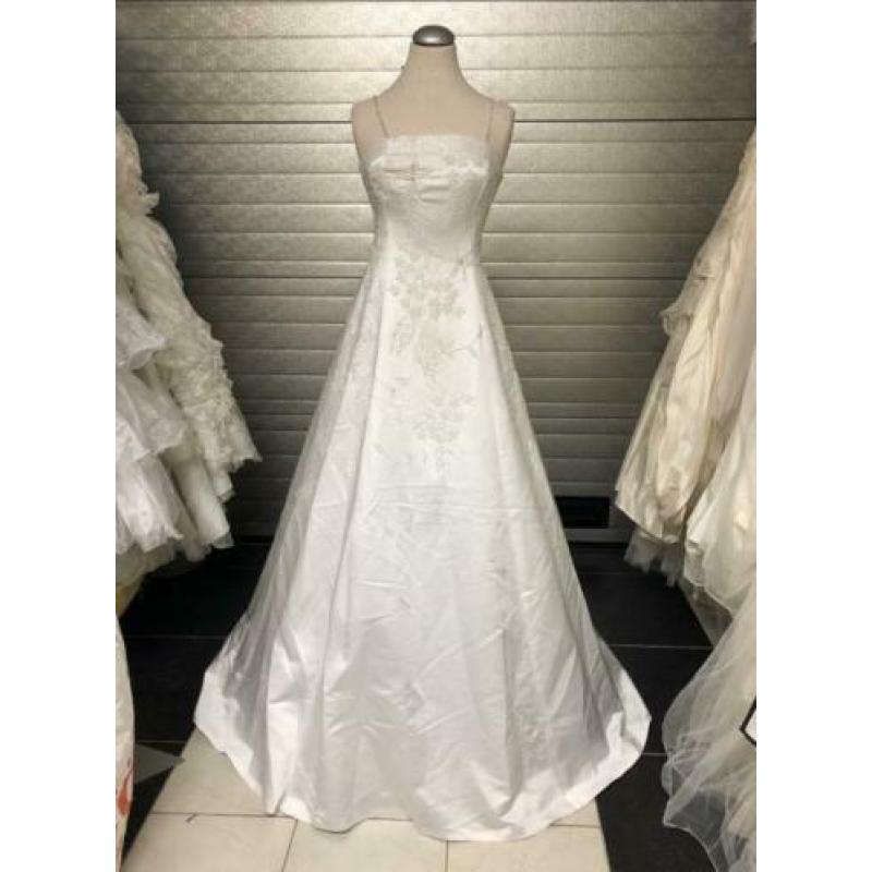 Wit kleur satijn bruidsjurk 34/36/38 maat