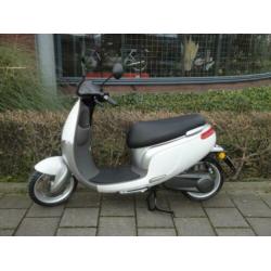 Ecooter E1 S Elektrische scooter NIEUW bij LOEF in HOUTEN