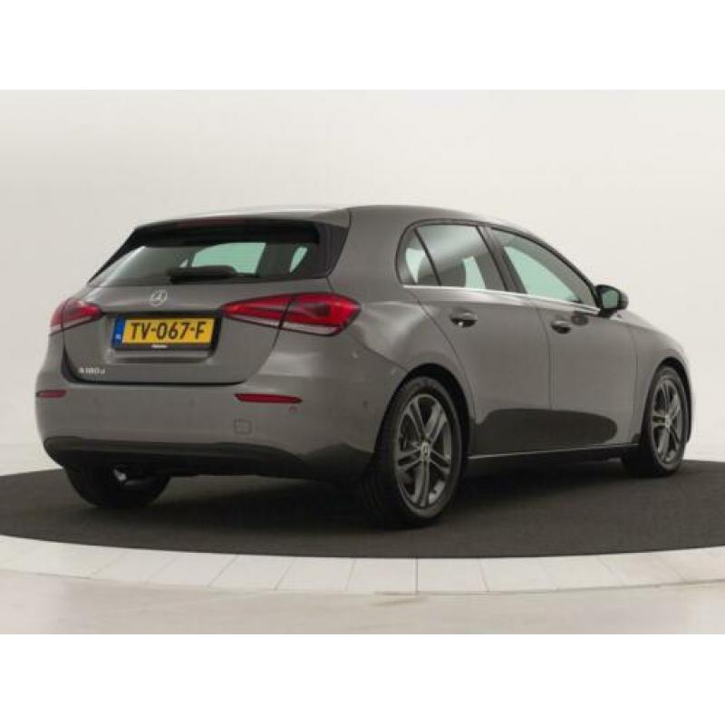 Mercedes-Benz A-Klasse 180 d Automaat Widescreen | Achteruit
