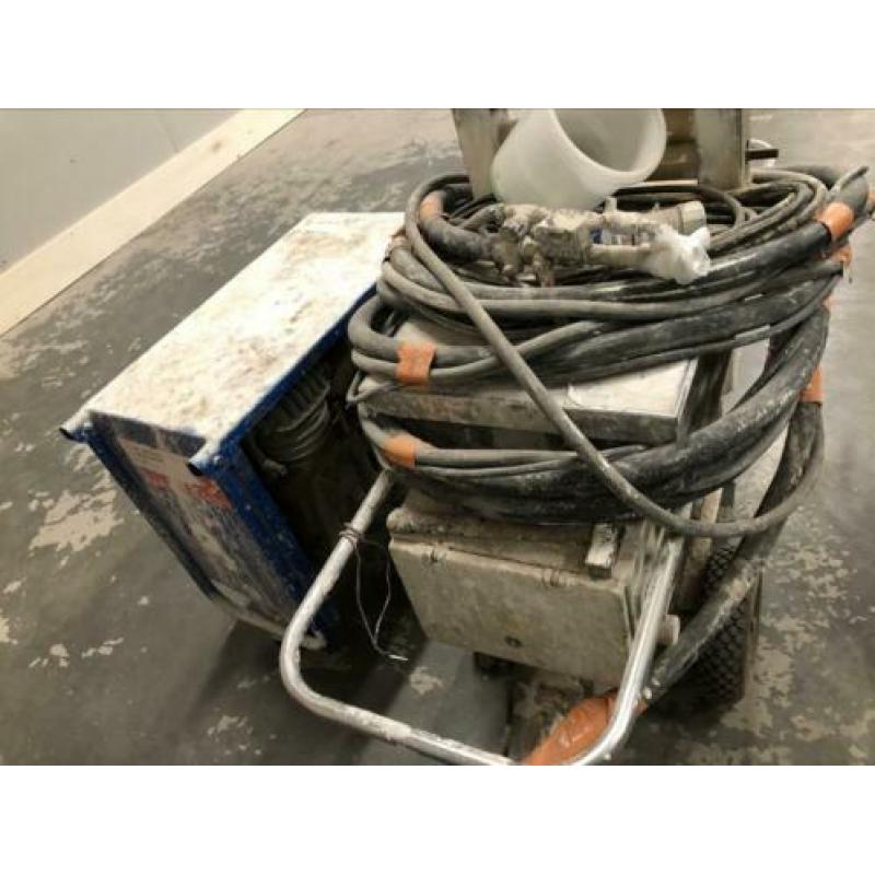 HAMA Spackspuitmachine + H1100 Compressor