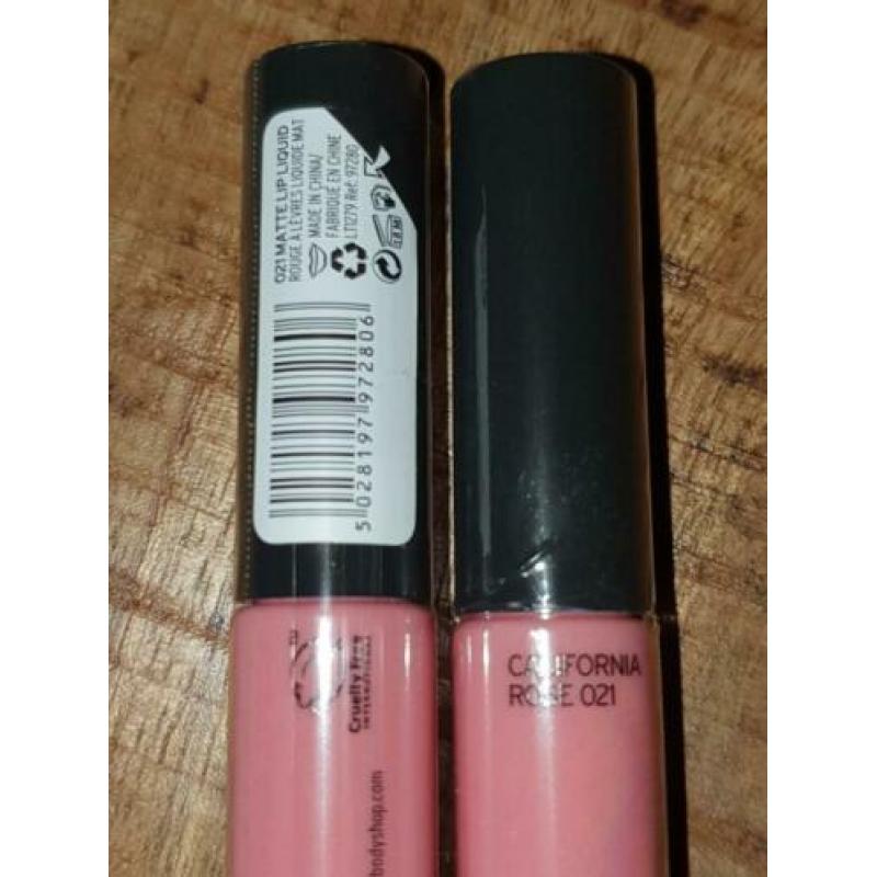 The Body Shop Matte Lip Liquid | California Rose 021 | 2x