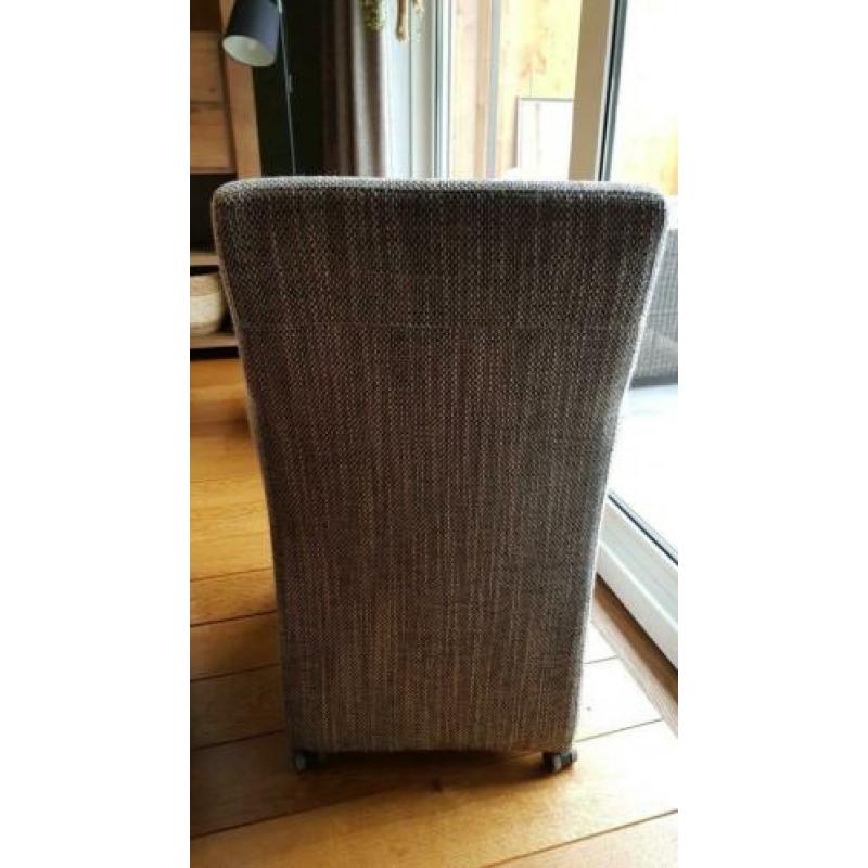 4 Eetkamerstoelen in zeer goede staat.