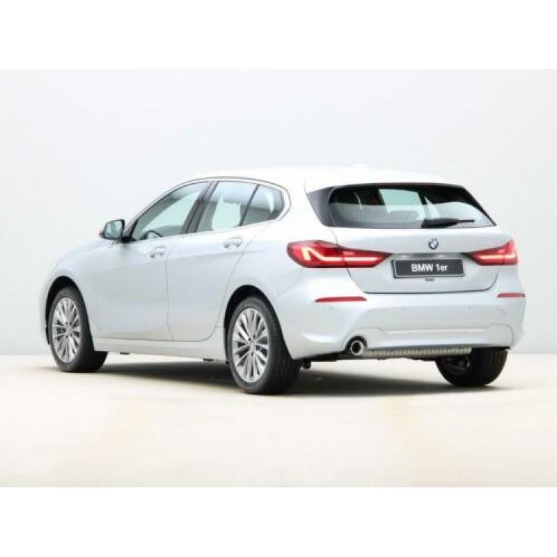 BMW 1 Serie 118i Executive Edition DAB-tuner | PDC voor/acht