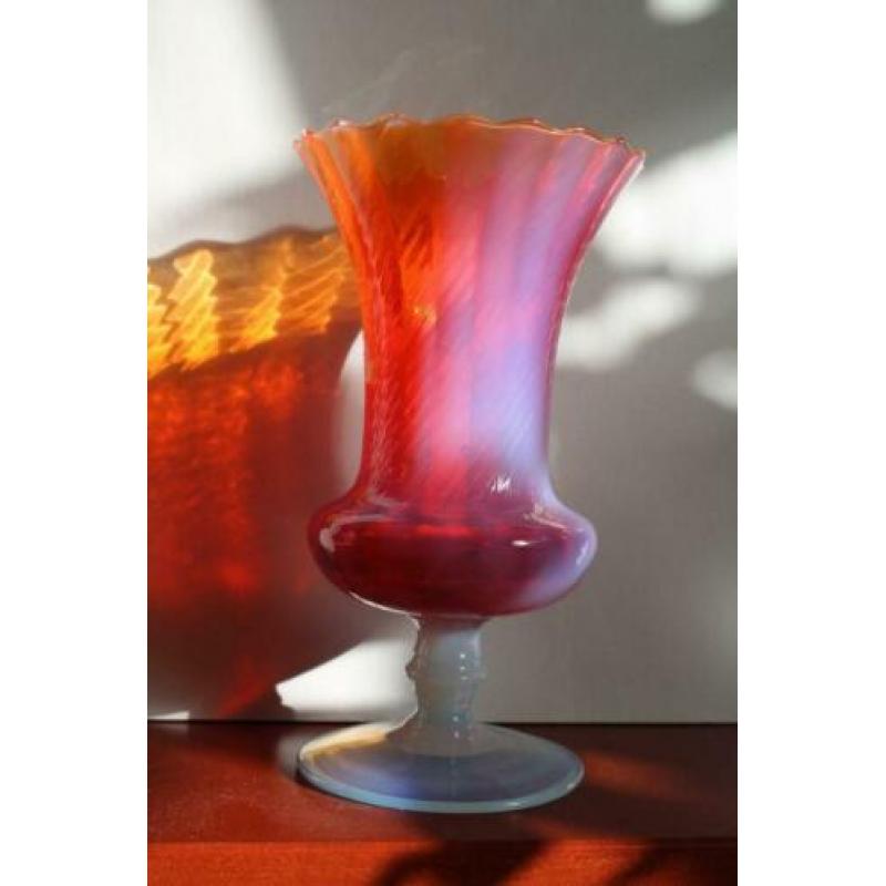 antieke opaline franse vaas art deco