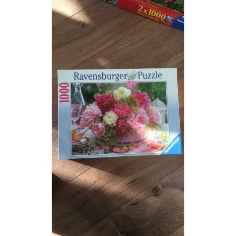 Te koop puzzles van Jumbo en Ravensburger.