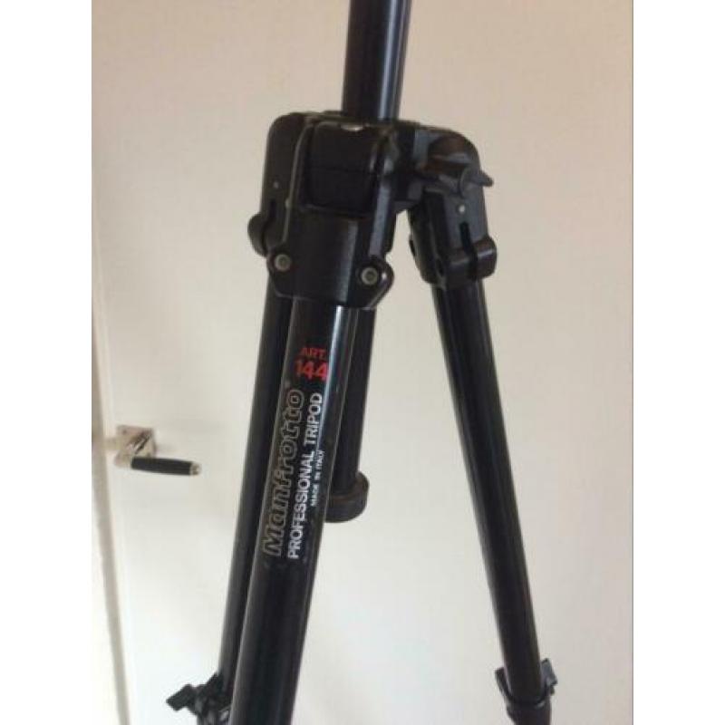 Manfrotto proffesioneler tripod + balhoofd en Cullman dolly