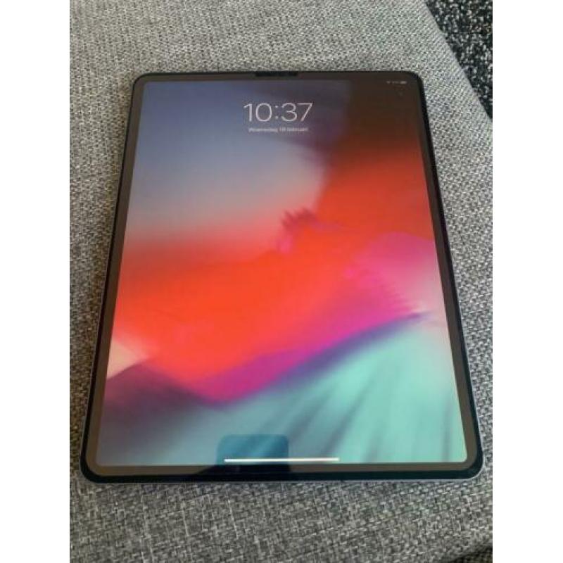 iPad Pro 12.9-inch (3rd generation) Wi-Fi + Cellular 256 GB
