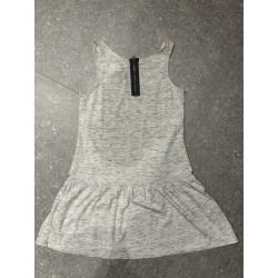 Stoer jurkje grijs logg h&m 134/140