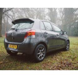 Toyota Yaris 1.0 12V Vvt-i 5DR Terra 2009 Grijs