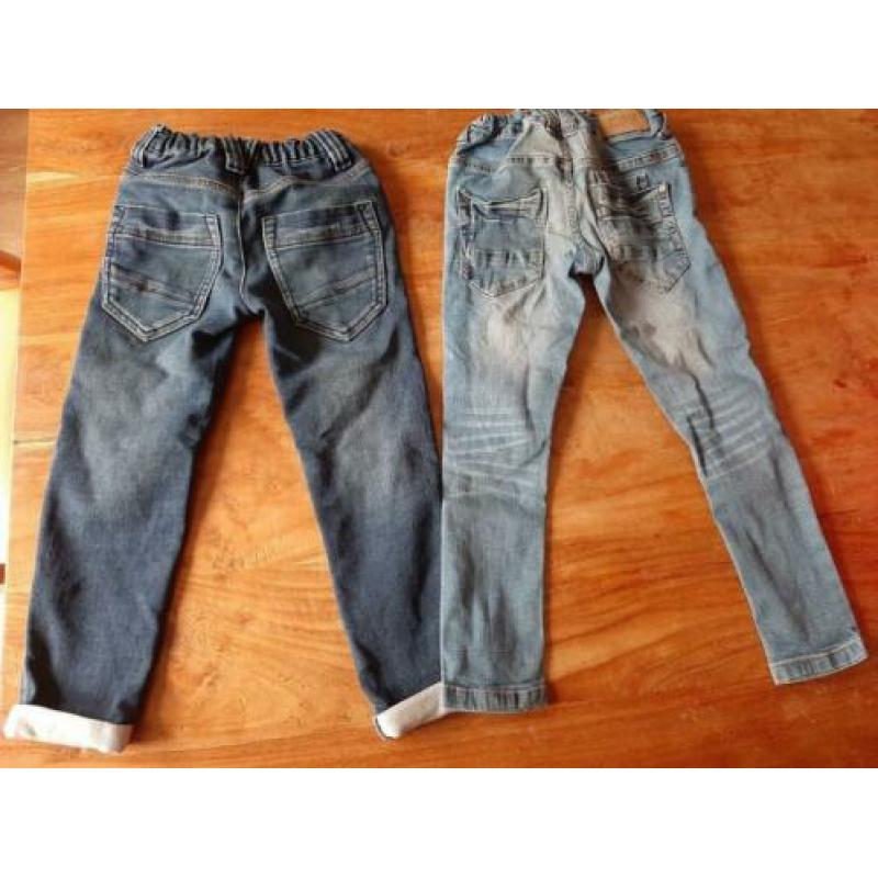 Slimfit broekjes maat 110 Sturdy en S.Oliver