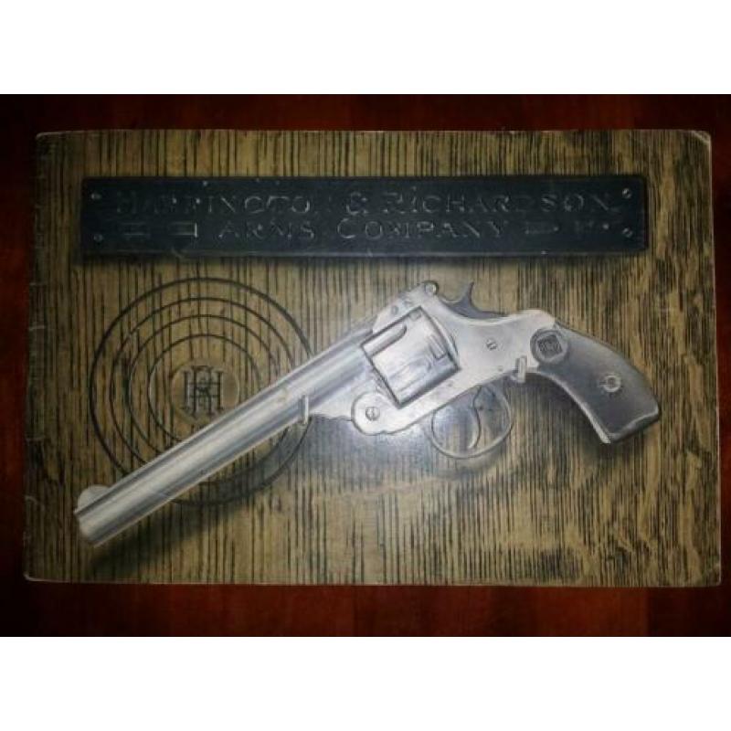 Antieke catalogus H&R 1905 (geweer revolver pistol)