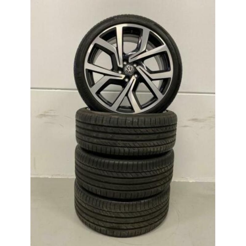 ?? VW Polo GTI Highline R-Line Brescia 18” inch 215 40 OEM