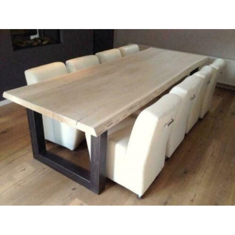 Eikenhouten Tafels Boomstam tafel Eettafels SHOWROOM OPEN