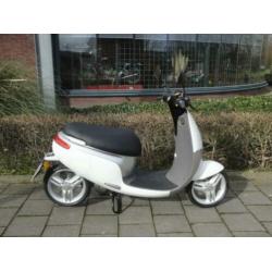 Ecooter E1 S Elektrische scooter NIEUW bij LOEF in HOUTEN