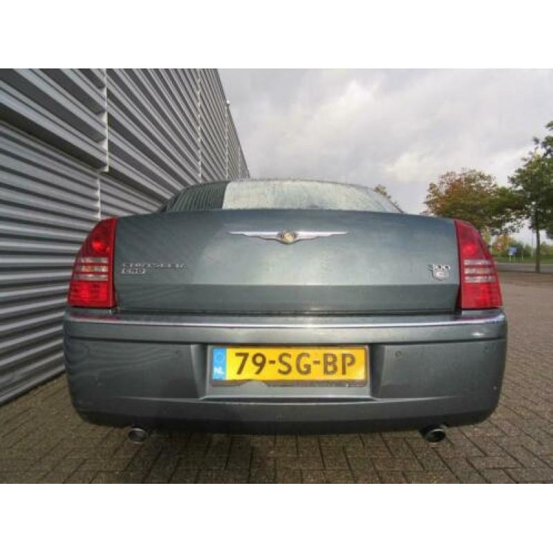 Chrysler 300C 3.0 V6 CRD (bj 2006, automaat)