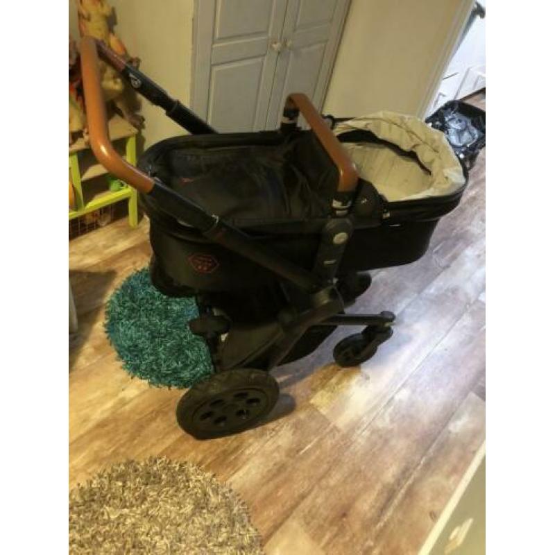 Joolz kinderwagen limited edition kleur zwart! Zeer compleet