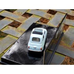 Fiat 500 Minichamps microchamps 1/64 lichtblauw