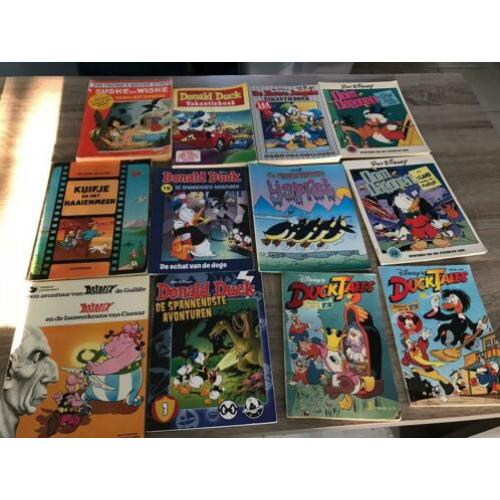 12 tijdschriften o.a. Donald Duck, Kuifje en Asterix