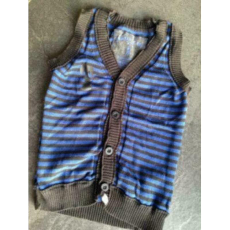 Heel mooi vestje spencer van TUMBLE 'N DRY , maatje 104