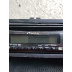 radio cd met frame en verloopstekker