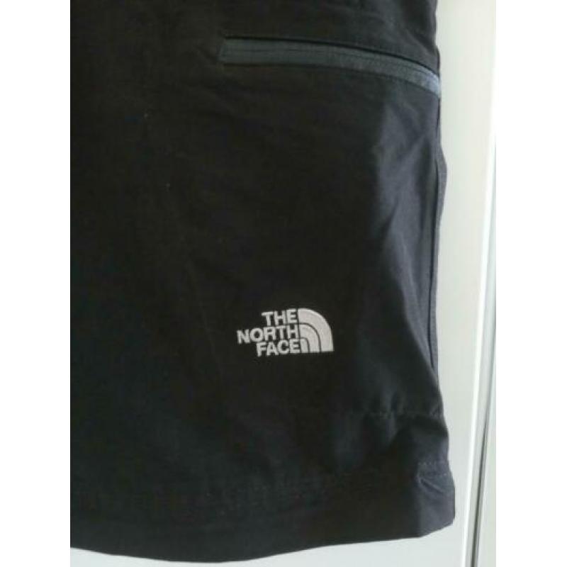 The North Face cargo broek, afritsbare pijpen, maat 34