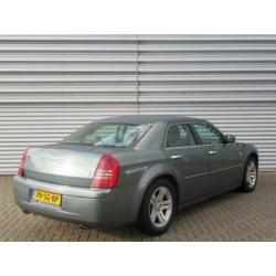 Chrysler 300C 3.0 V6 CRD (bj 2006, automaat)