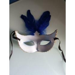 Masker gezicht blauw en goed kleur