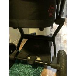 Joolz kinderwagen limited edition kleur zwart! Zeer compleet