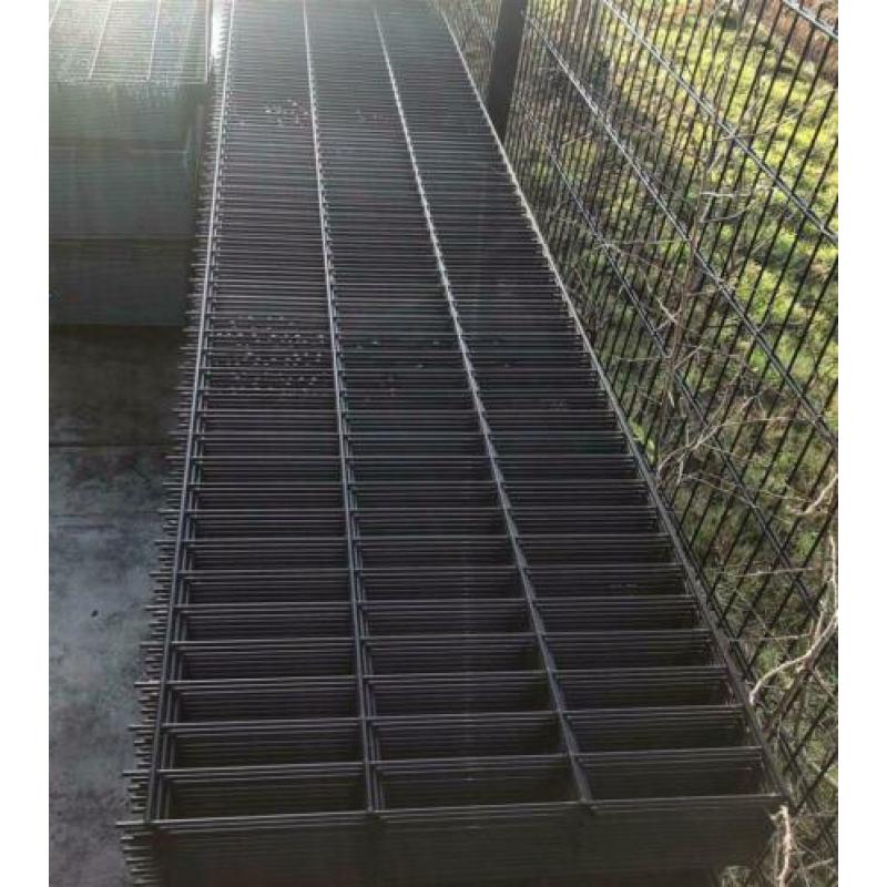 Dubbelstaafsmat 60m 6x5x6 Zwart RAL 9005 Hekwerk 63cm hoog