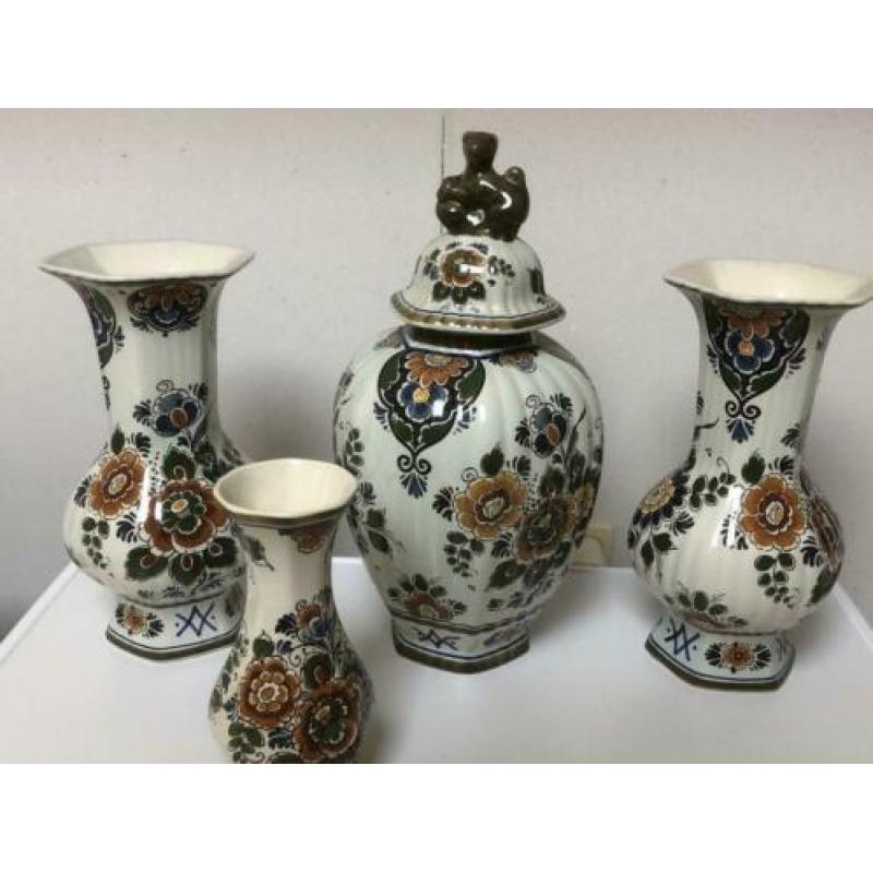 4 Delft polychroom vazen