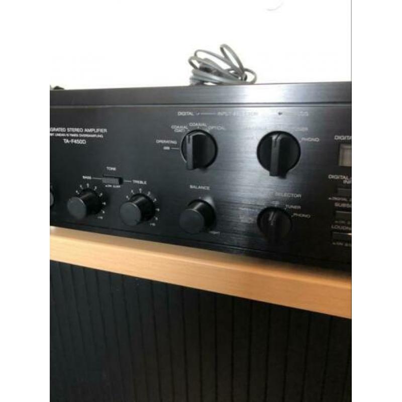 Versterker Sony TA-F450D (18bit linear/8 t oversampling DAC)