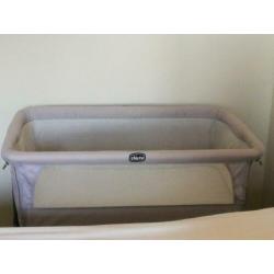 Co sleeper chicco next 2 me