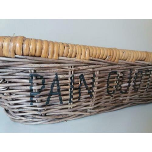 Rattan broodmandje van Riviera Maison