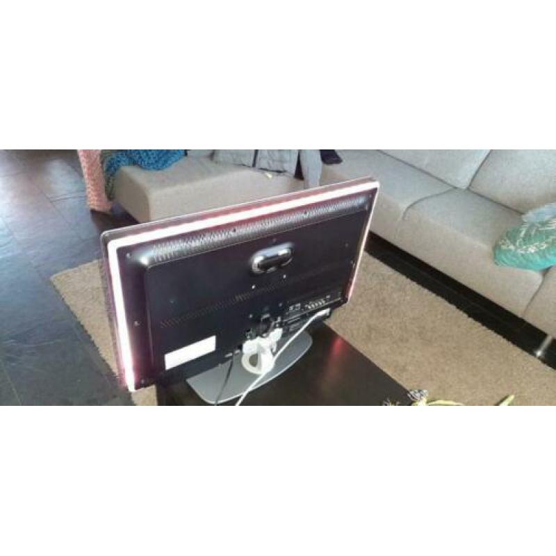 LCD tv 32inch