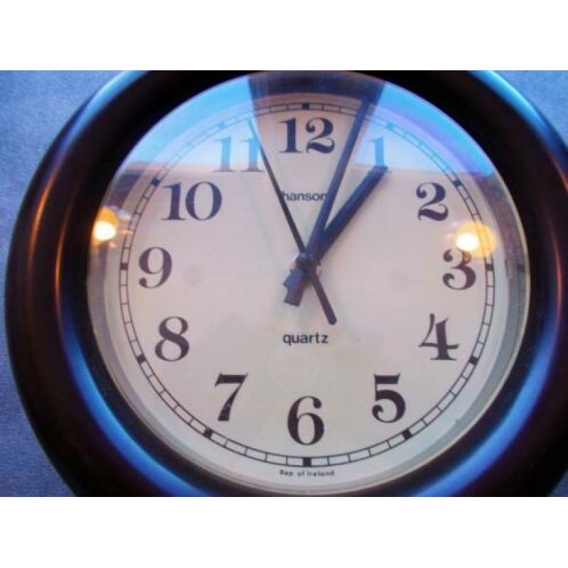 Vintage - Retro Ireland Hanson Quartz Wandklok