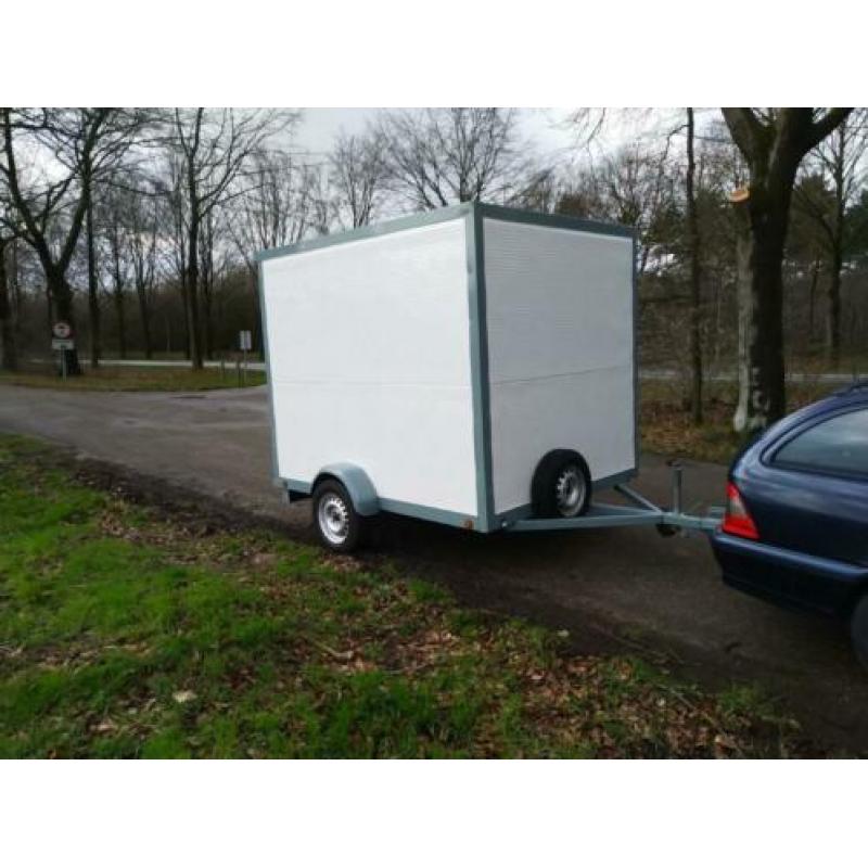 gesloten dichte verkoop aanhanger