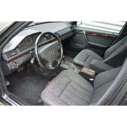 Mercedes-Benz E-klasse 300 D Elegance 24V Apk (08-07-2020) *