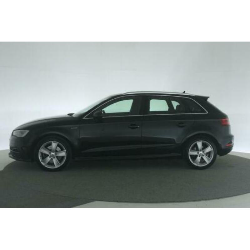 Audi A3 SPORTBACK 1.4 TSI E-Tron S-Line [ 2x S-Line panorama
