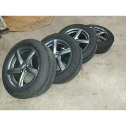 winterbanden op LM velgen 16" Volvo V70