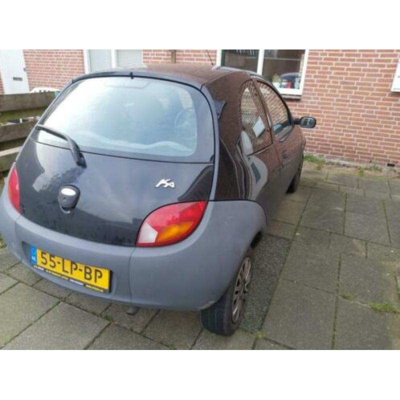 Ford KA 1.3 I 44KW 2003 Zwart