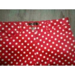 Zachtglanzende capribroek mt 36,rood/witte stippen