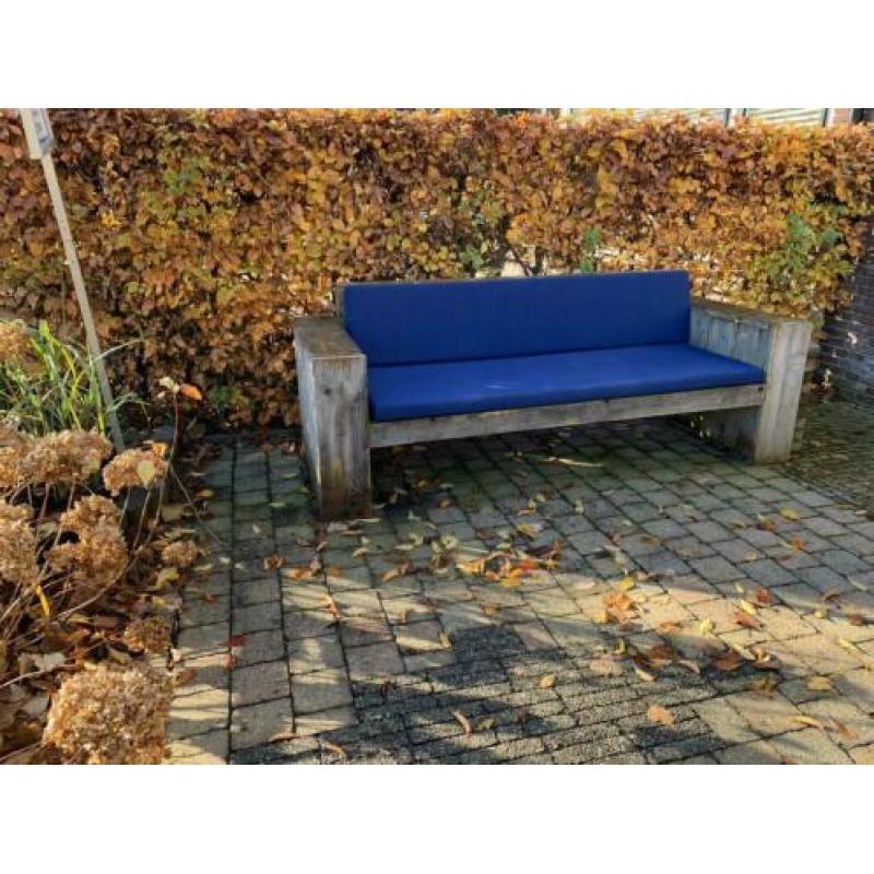 Tuin bank