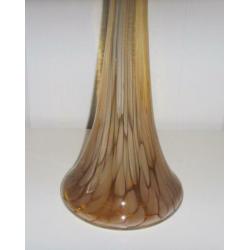 Art glas hoge smalle kleuren glazen vaas.