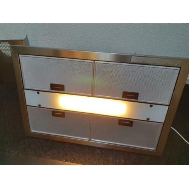Uitverkoop !! Gaggenau hoge kwaliteits eiland afzuigkap!