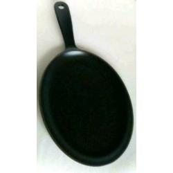 2 vintage ovale gietijzeren skillet grillpannen 18x25cm