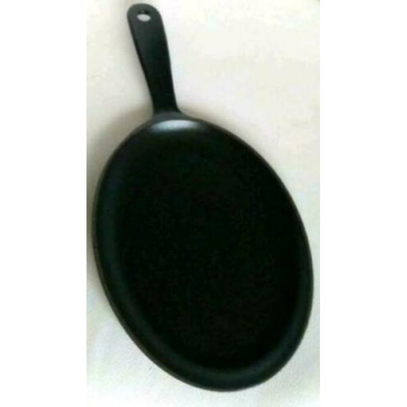 2 vintage ovale gietijzeren skillet grillpannen 18x25cm