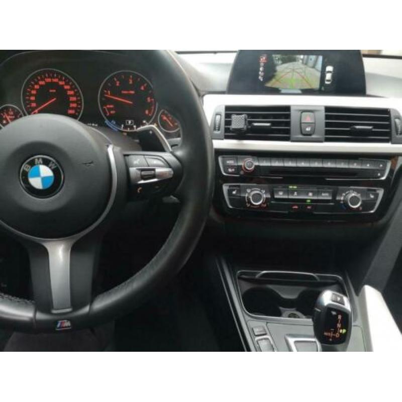 BMW 3-Serie 2.0 320D 190PK Aut8 2016 Black Edition M-pakket