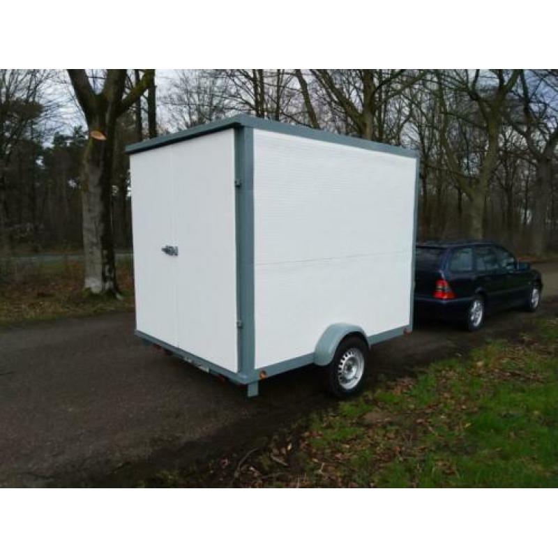 gesloten dichte verkoop aanhanger